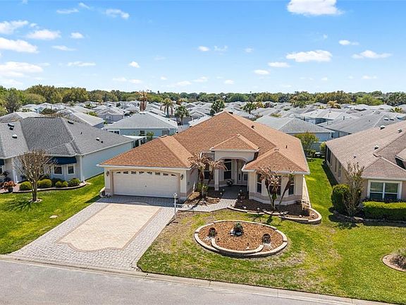 2nd image of 17984 SE 89th Rothway Ct