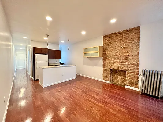 Rented by Hagstrom Management Inc | media 1