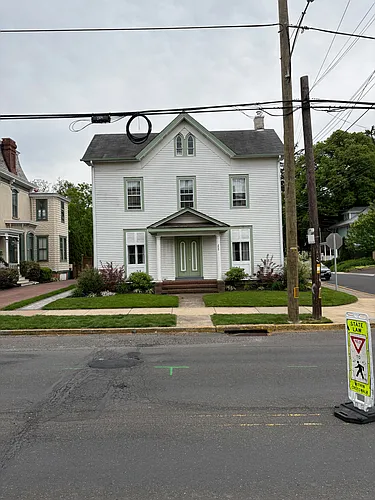 200 Washington Ave #1-R Photo 1