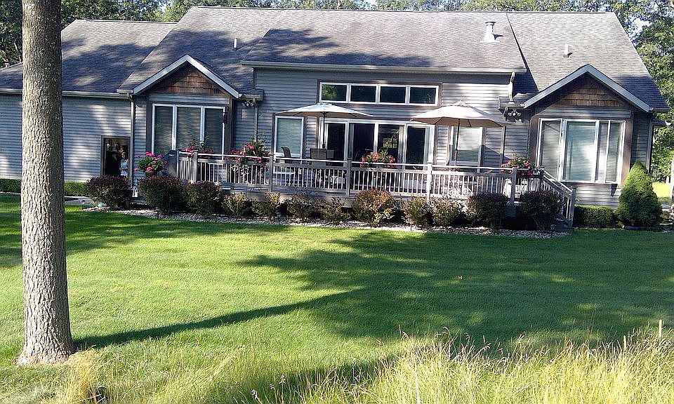 2nd image of 3970 Hampshire Hill Ln