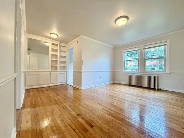 914 Green St APT 2, Alexandria, VA 22314