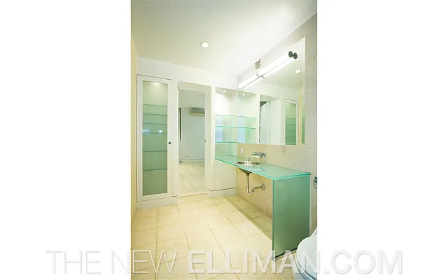 Rented by Douglas Elliman | media 51