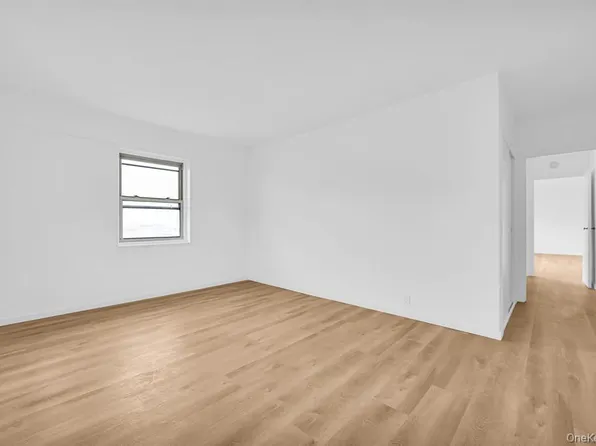 3 Fordham Hill Oval image 17 of 29