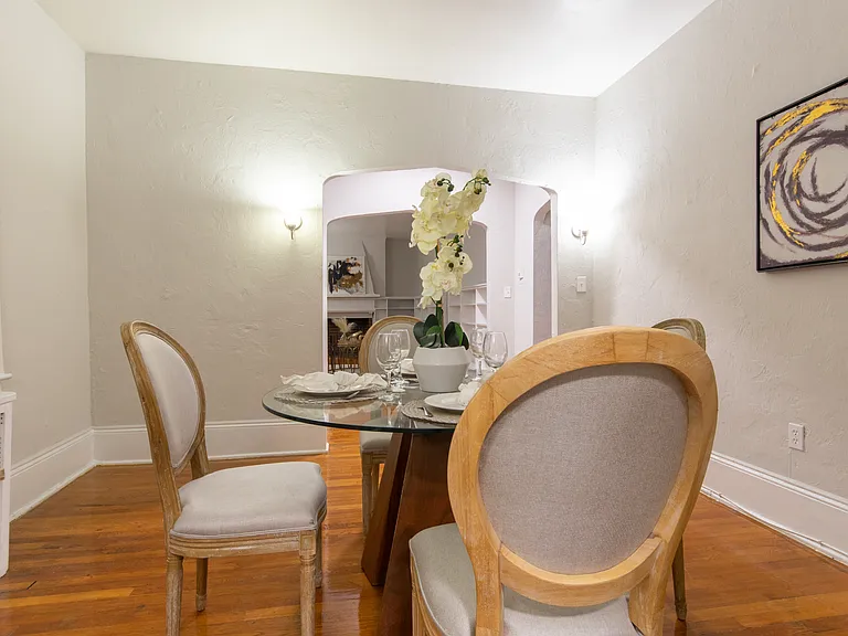 Randolph Manor Apartments — Photo 29