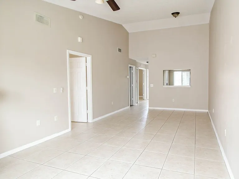 9442 Torrington Ave #9442 — Photo 4
