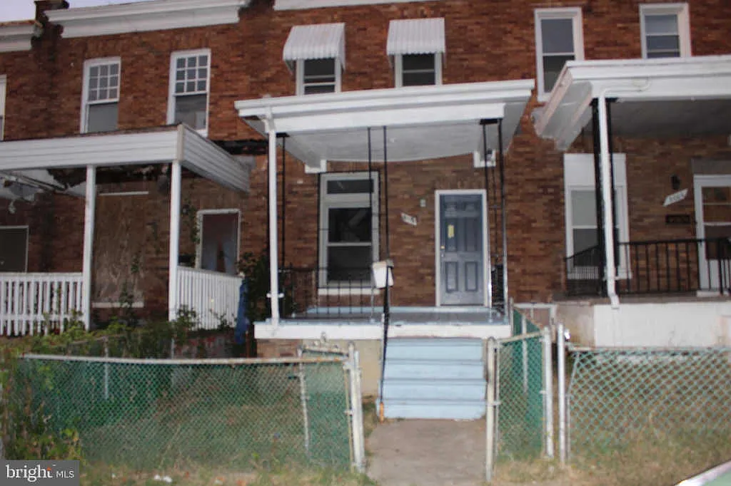 3008 Rayner Ave photo 1