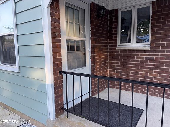 4th image of 27 B Molly Pitcher Boulevard