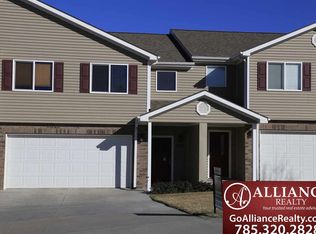 5425 Stone Crest Dr, Manhattan, KS 66503