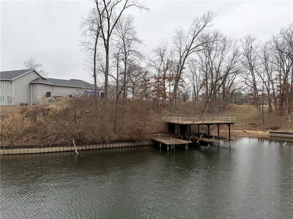 14748 N Court Seven, Effingham, IL 62401