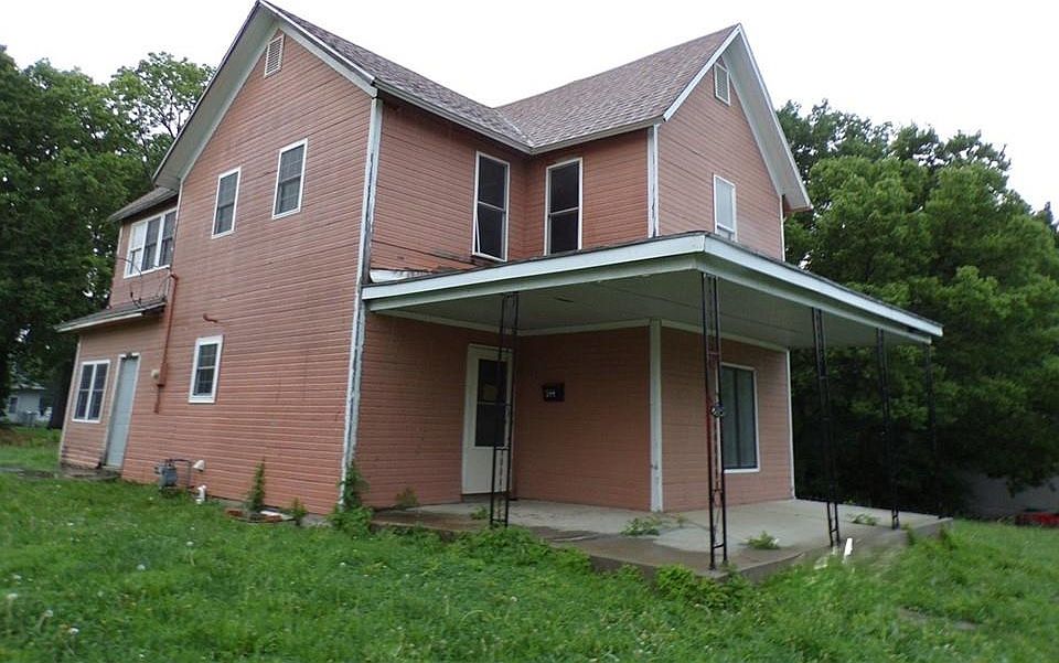 1st image of 344 W 10th St