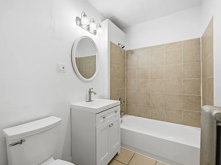 230-232 Enfield St #2 — Photo 7