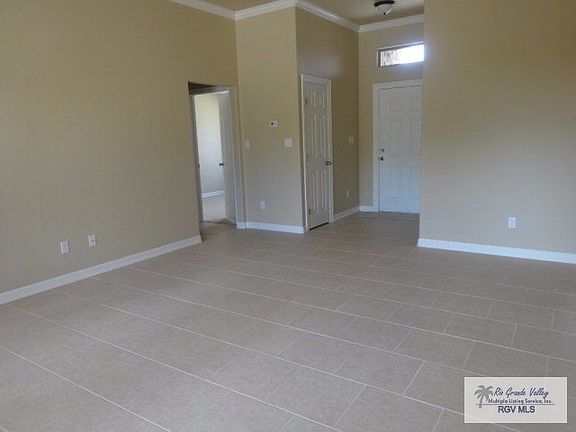 2nd image of 3306 Legacy Ln