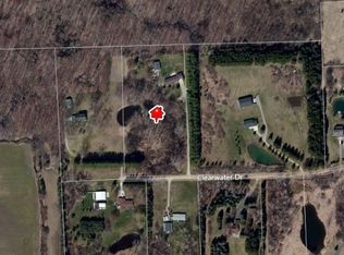 4710 Clearwater Dr, Metamora, MI 48455