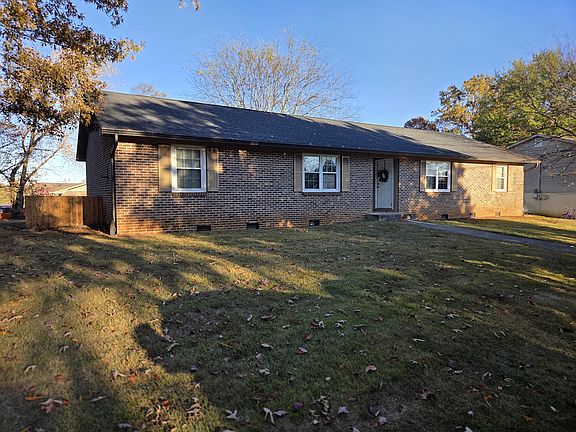 2nd image of 1100 Scottie Ln #1100
