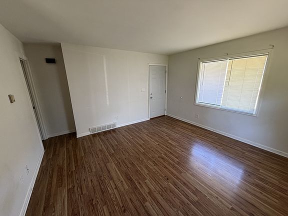 3rd image of 2245 19th Ave