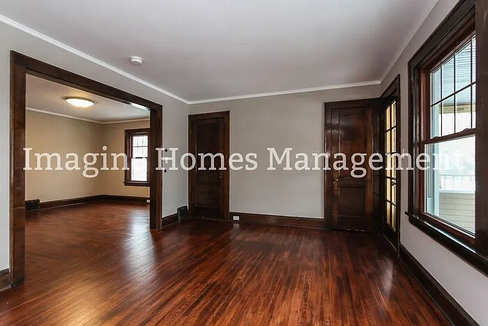 2 bed, 1.0 bath, 1040 sqft, $1,550 — Photo 3