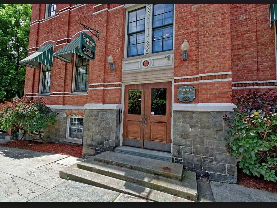 1st image of 196 Morton Ave APT 203
