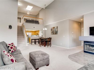 5125 W Reno Ave APT 2087, Spring Valley, NV, 89118