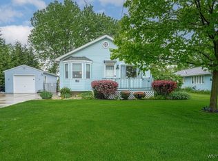 2575 Niagara Rd, Niagara Falls, NY 14304