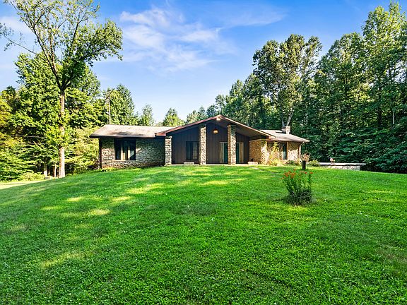 3rd image of 3050 E County Road 550 N #X120-n