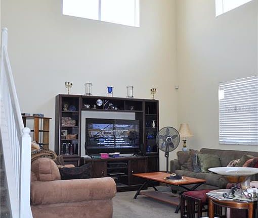 4th image of 7943 Carriage Pointe Dr