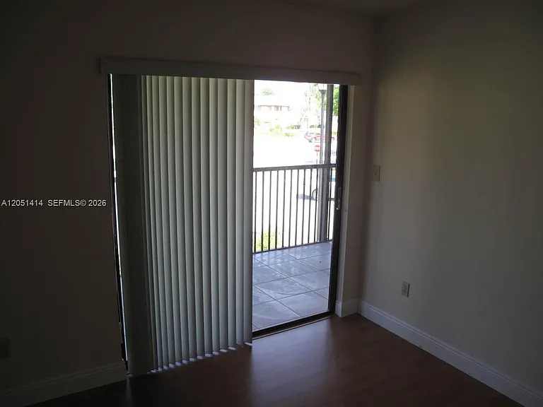 9632 S Belfort Cir #204 — Photo 7