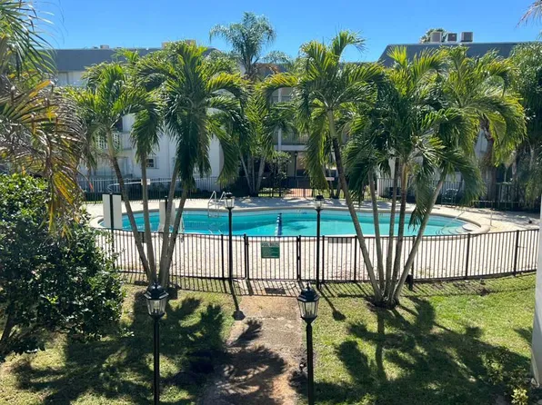 15225 NE 6th Ave APT B309, Miami, FL 33162