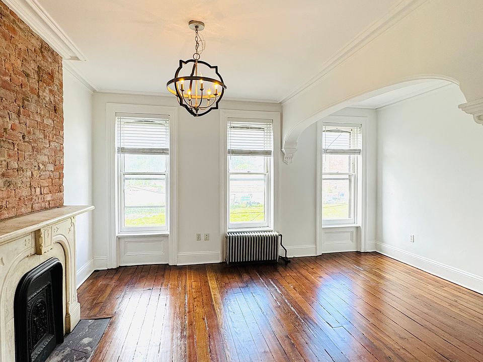 2nd floor living room or bedroom