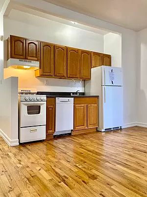 2nd image of 600 W 141st St APT 34