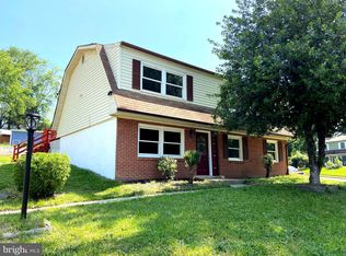 13017 Kerrydale Rd, Woodbridge, VA 22193