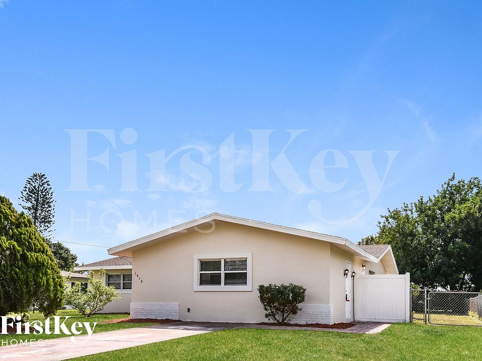 1st image of 1410 NE 5th Ln