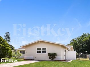 1410 NE 5th Ln, Cape Coral, FL 33909