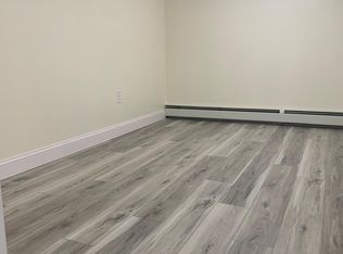 209 Suffolk Ave #B, Pawtucket, RI 02861