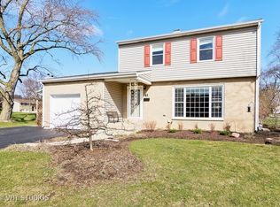 41 N Fosket Dr, Palatine, IL 60074