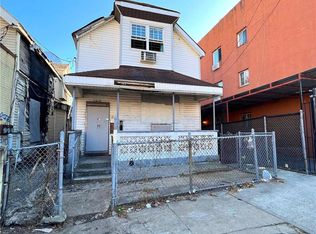 868 Home St, Bronx, NY 10459