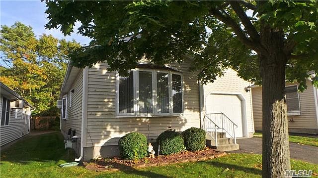 1st image of 5142 Village Cir E