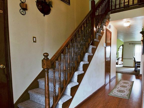 3rd image of 1117 Northvale Dr