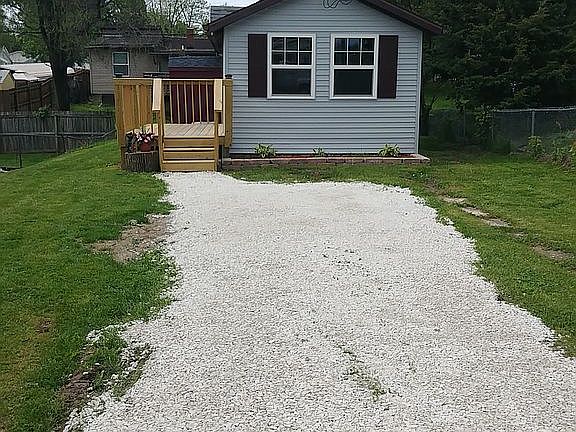 2nd image of 617 E Sciota Ave