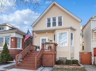 3715 N Francisco Ave, Chicago, IL 60618