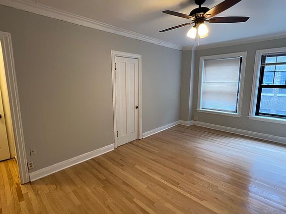4th image of 7-540 W Briar Pl #7H