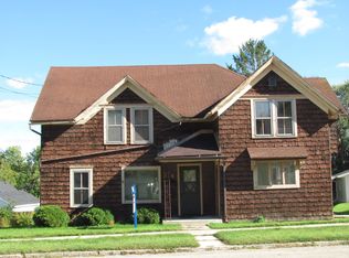 816 Oviatt St, Kaukauna, WI 54130