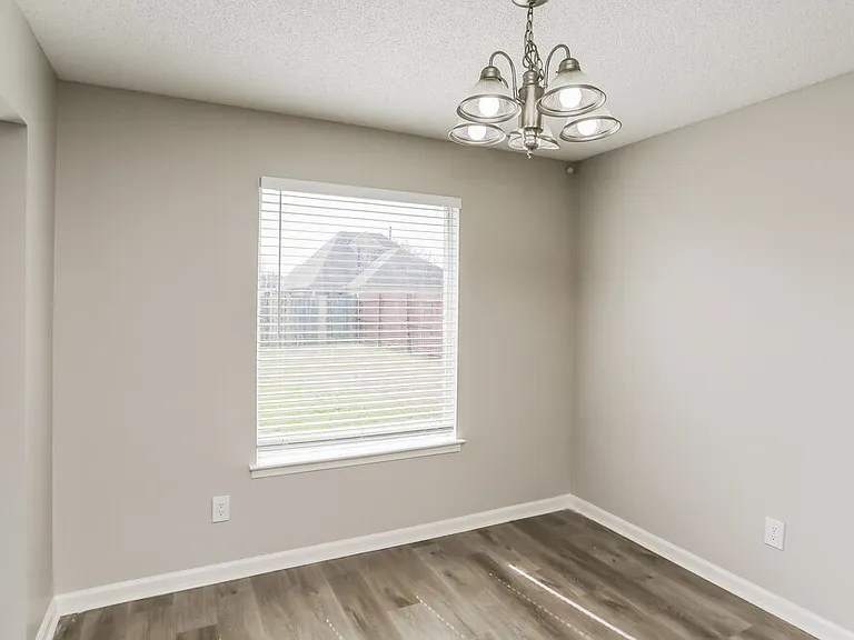 9913 Vista Ridge Dr — Photo 8