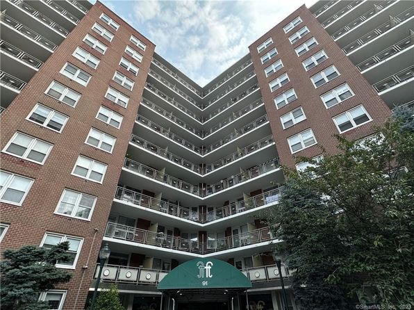 91 Strawberry Hill Ave #734