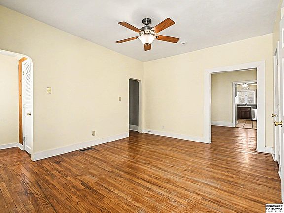 4th image of 318 N 4th St