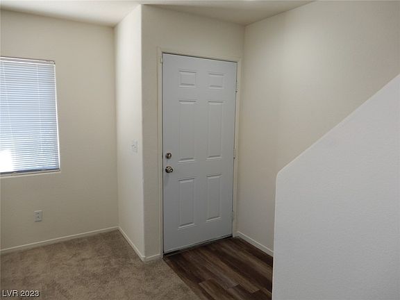 3rd image of 5236 Paradise Skies Ave