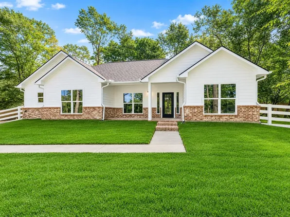 5161 Lazy Ln, Montgomery, TX 77316