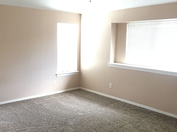 4th image of 2302 Hadden Hollow Dr