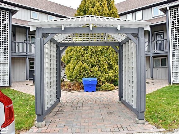 4th image of 707 Johnston Park Ave