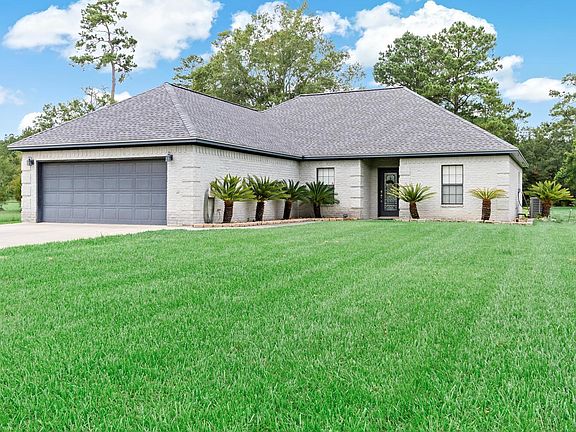 2nd image of 3551 Little Cypress Dr
