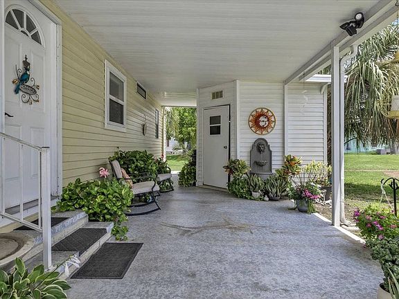2nd image of 3185 W Green Dr
